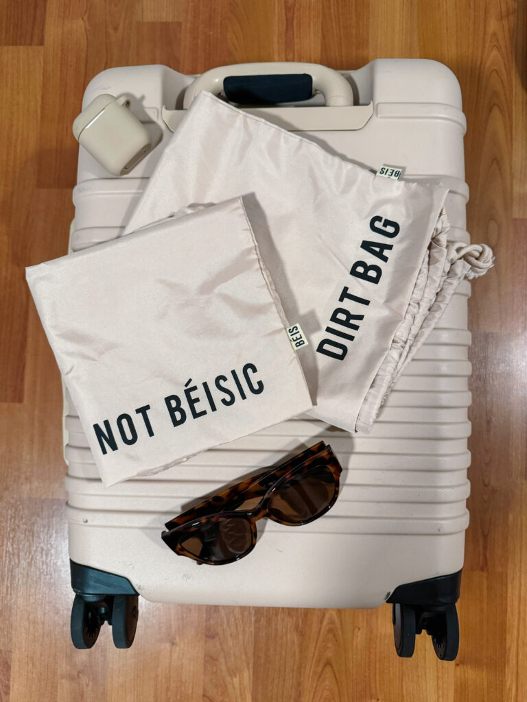 Beis, Béis luggage, aesthetic luggage, trendy luggage, everydayconnor, influencer, Beis review, Béis review, Beis front pocket carry on, Béis front pocket carry on, Béis travel, Beis travel, 